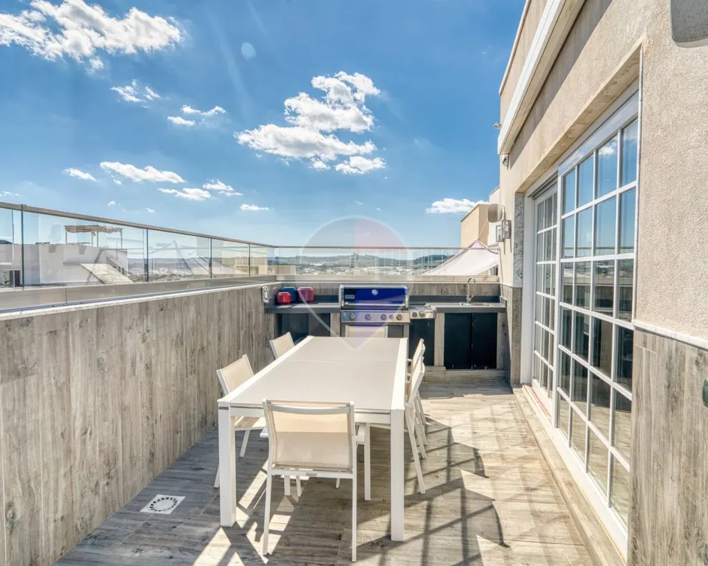 3-bedroom penthouse in Mosta — photo 10