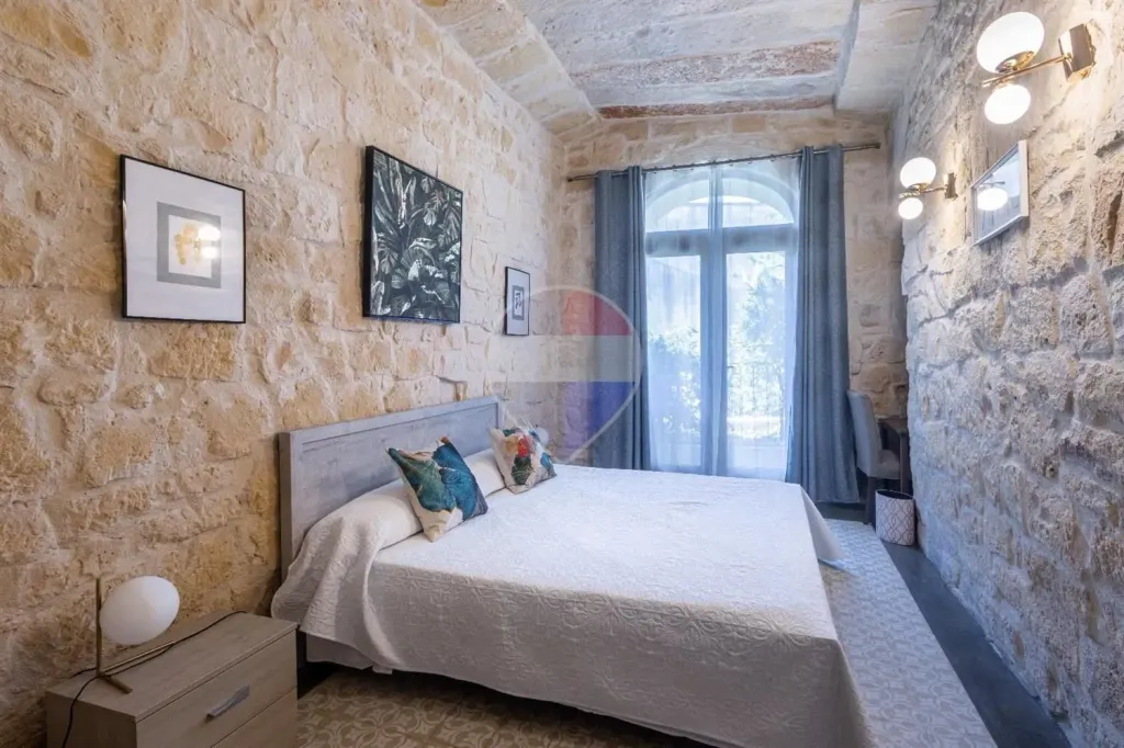 House of character in Birkirkara — photo 14