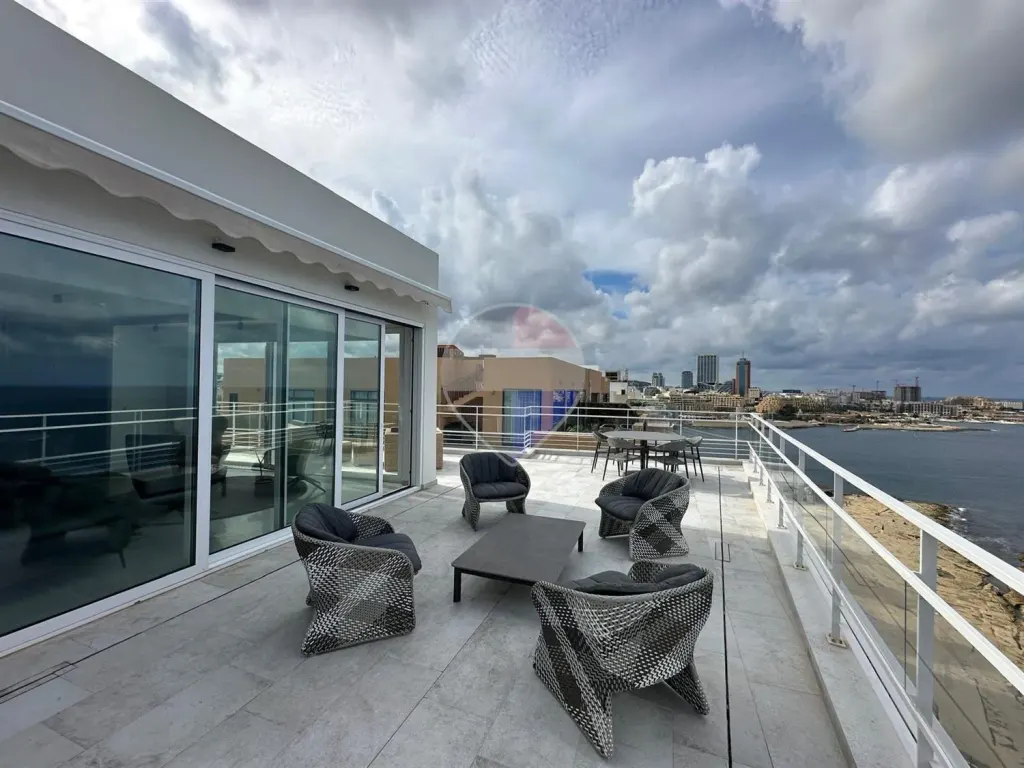 3-bedroom penthouse in Sliema — photo 3