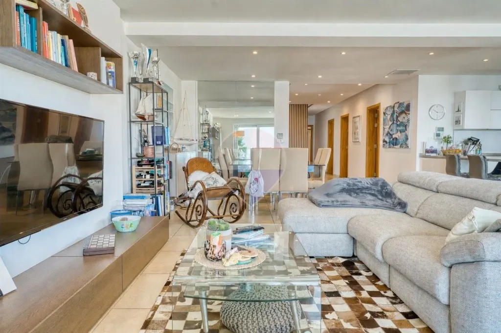 3-bedroom apartment in Sliema, Fort Cambridge — photo 9