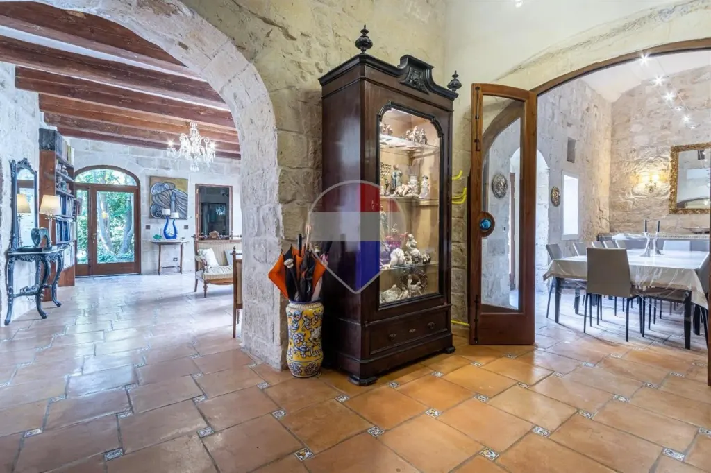 House of character in Birkirkara — photo 3
