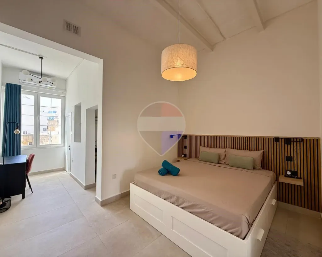 Townhouse in Sliema — photo 4