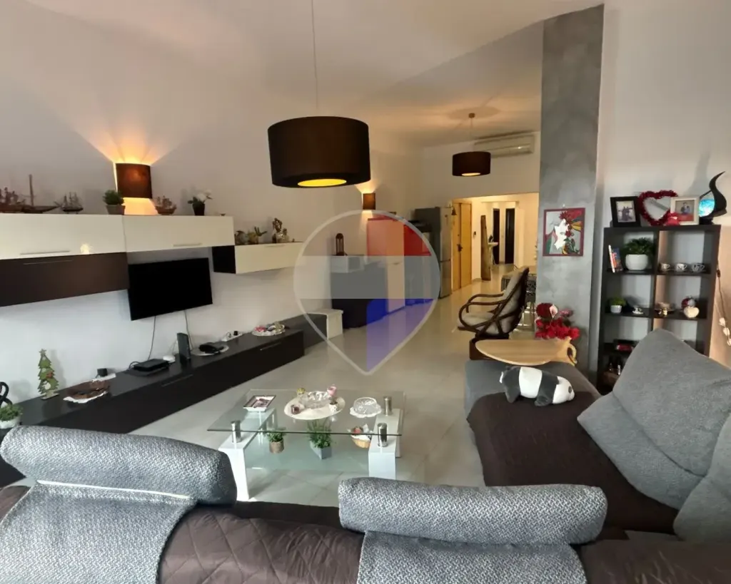 Pender Place – Apartment — photo 3