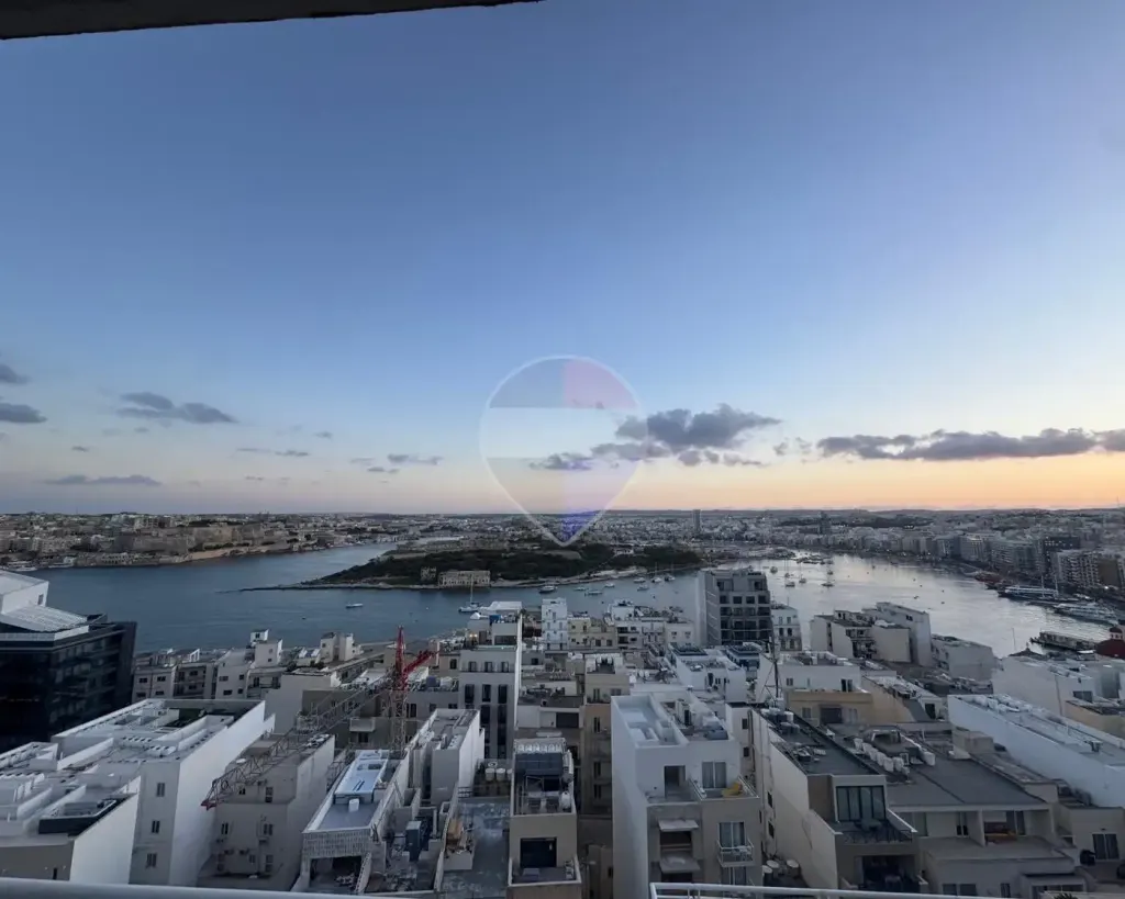 Fort Cambridge – Apartment, Sliema