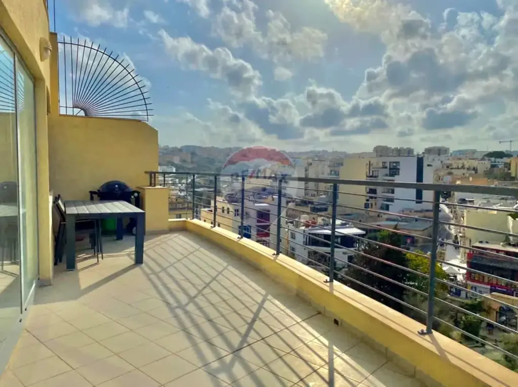 Portomaso – Duplex Penthouse — photo 6