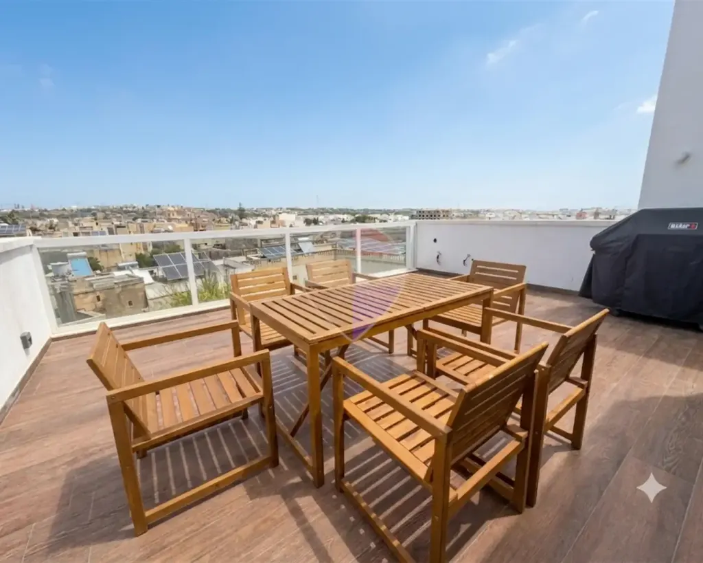 Lija – Penthouse, Lija