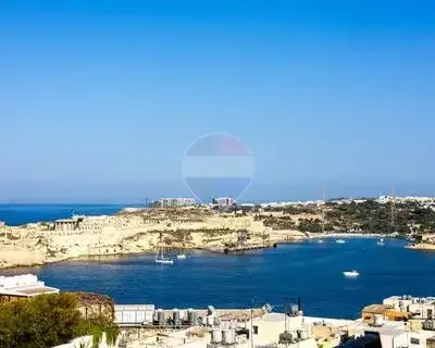 Valletta – Block of Apartments, Valletta