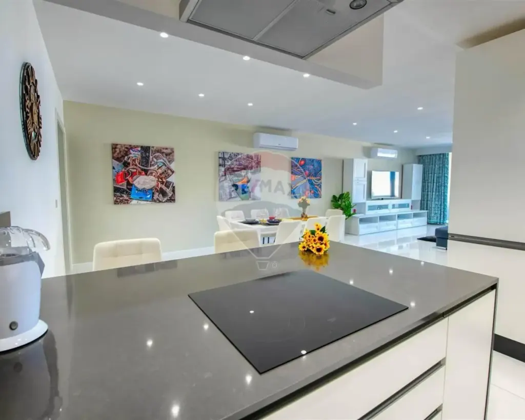 St.Julian’s – Penthouse — photo 2