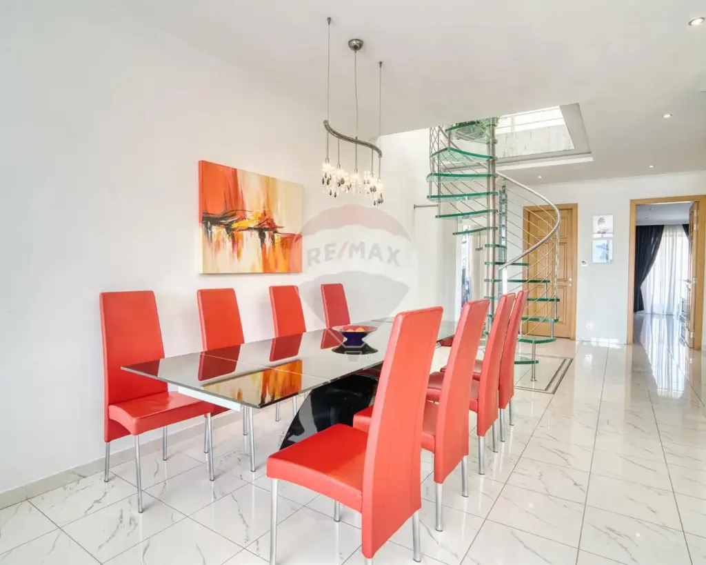 Manikata – Penthouse Duplex — photo 4