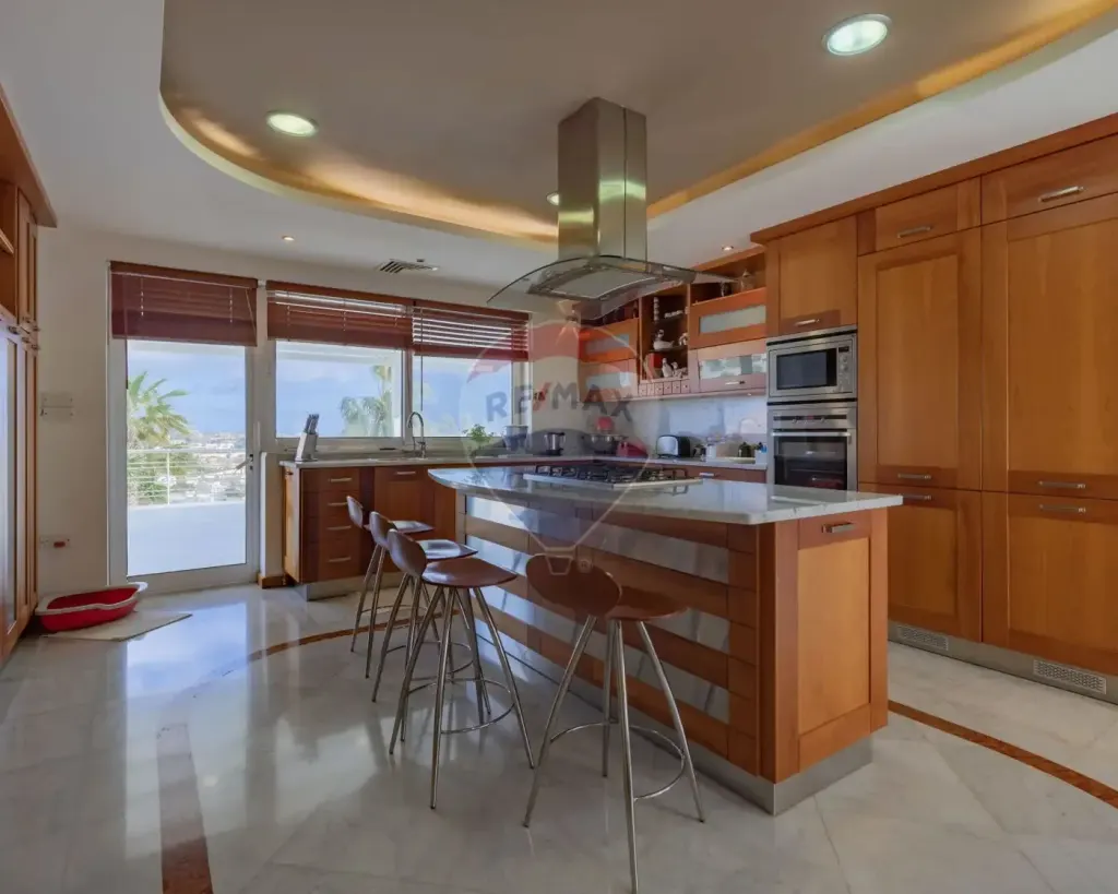 Bungalow – Santa Maria Estate — photo 4