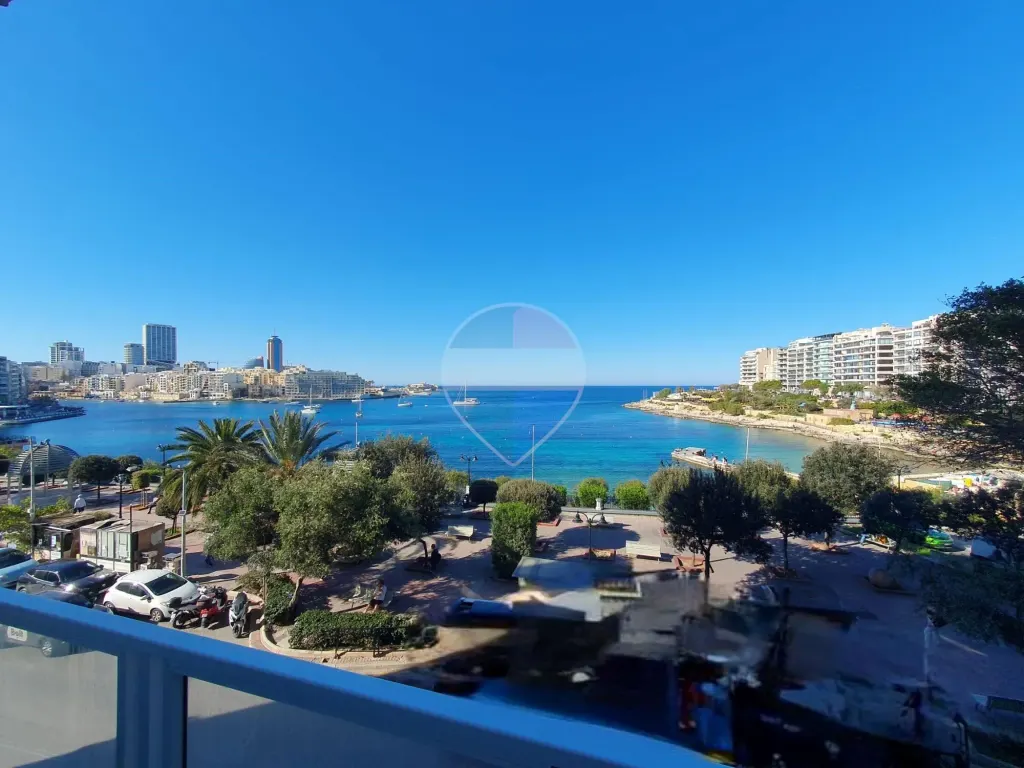 Apartment in Sliema — photo 2
