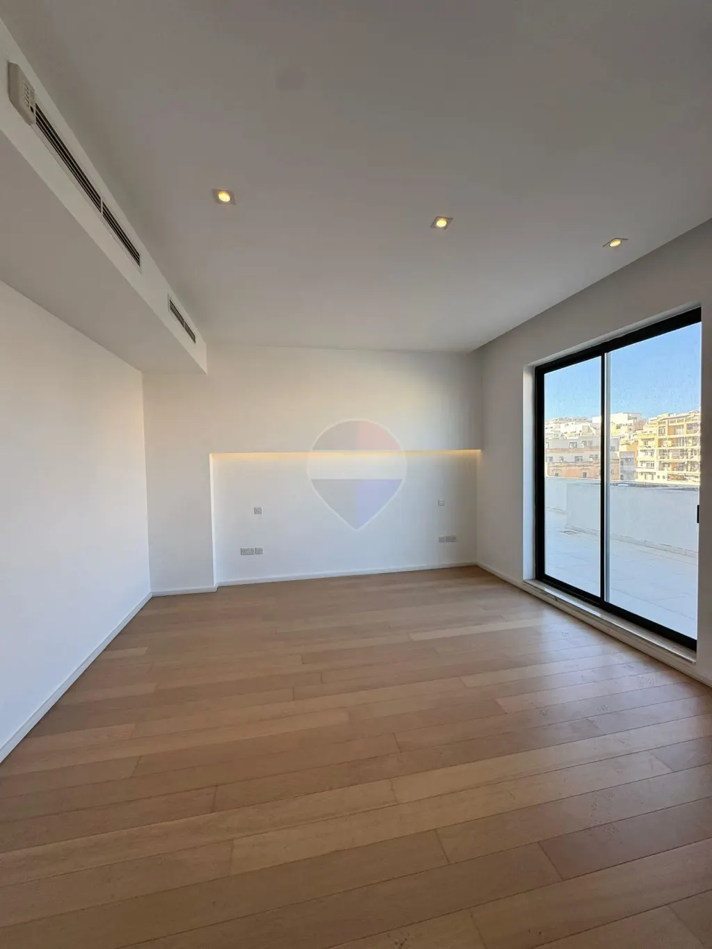 Apartment in Sliema — photo 8