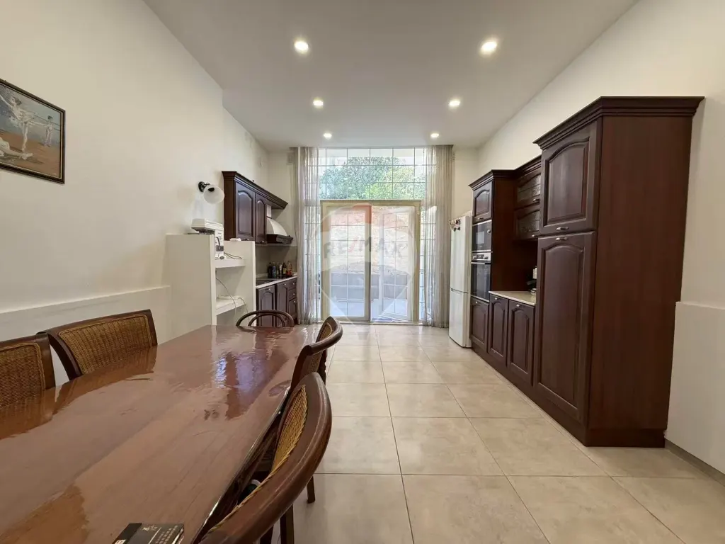 Townhouse in Sliema — photo 4
