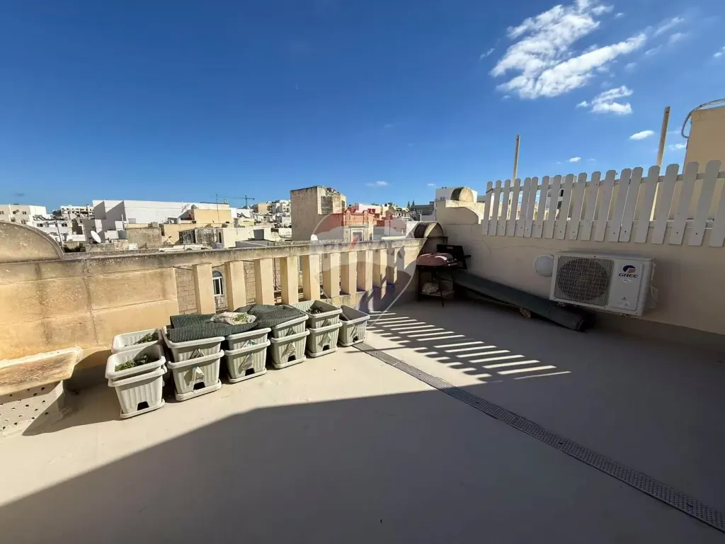 Townhouse in Sliema — photo 9