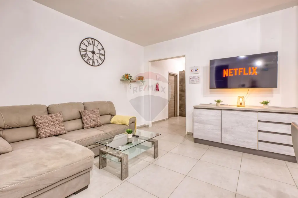 Apartment in Sliema — photo 13