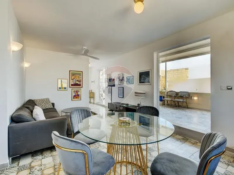 Townhouse in Sliema — photo 2