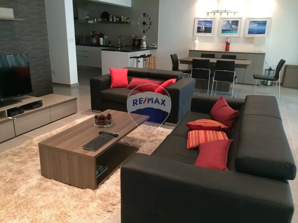 Apartment in Sliema — photo 2