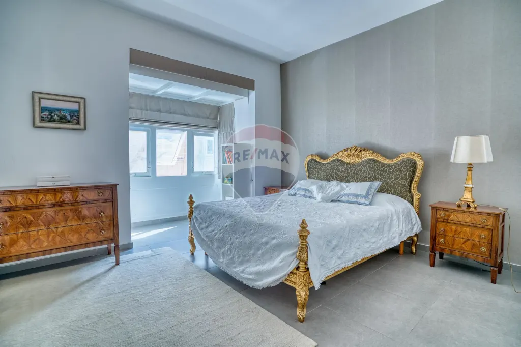Townhouse in Sliema — photo 18