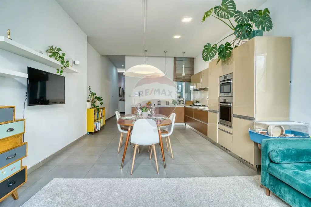 Townhouse in Sliema — photo 9