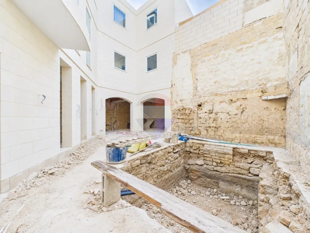 House of Character in Zabbar — photo 2