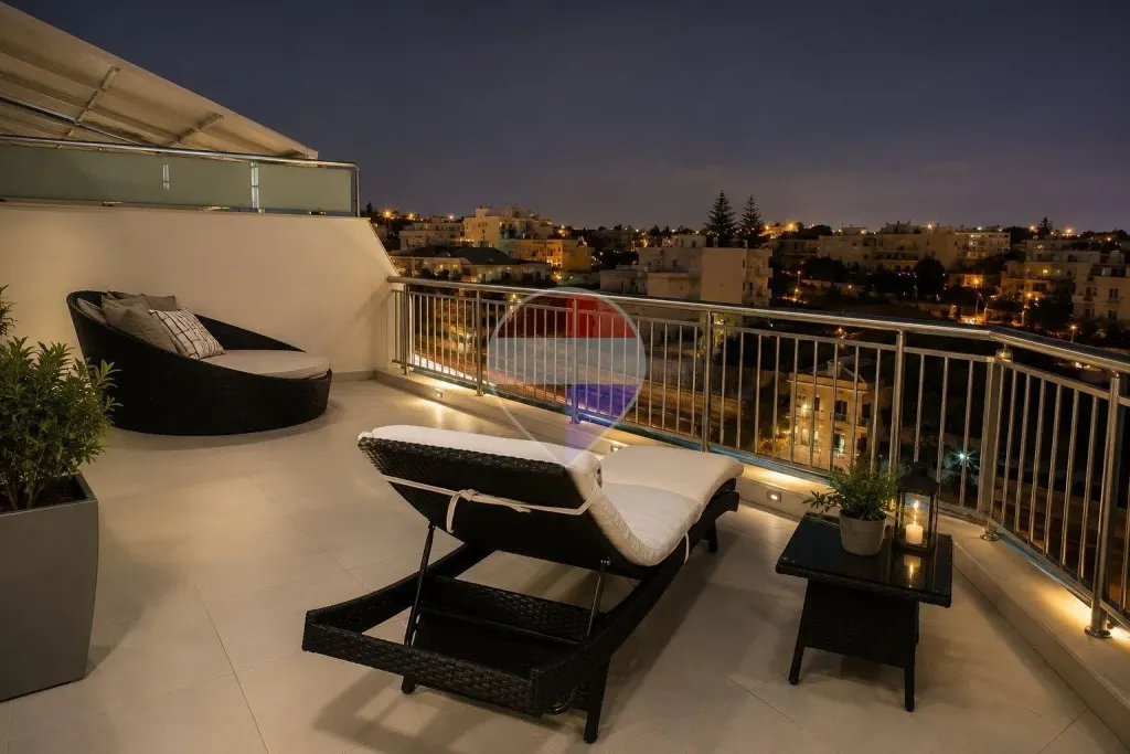 Penthouse in St Julian's — photo 1