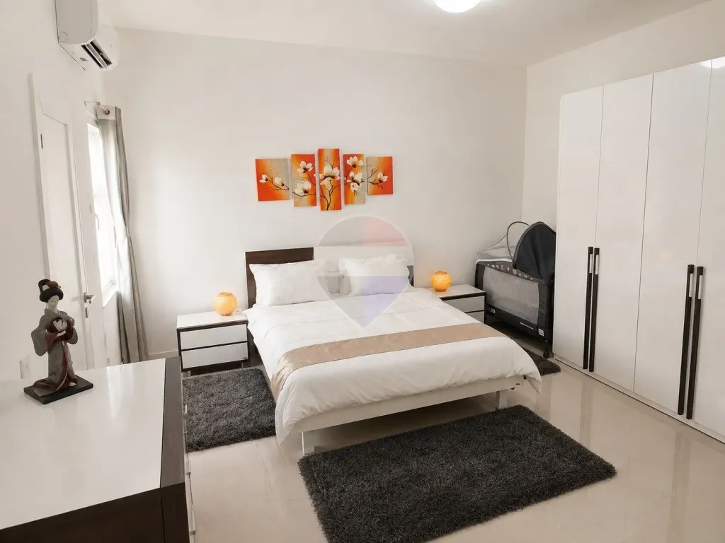Penthouse in St Julian's — photo 3