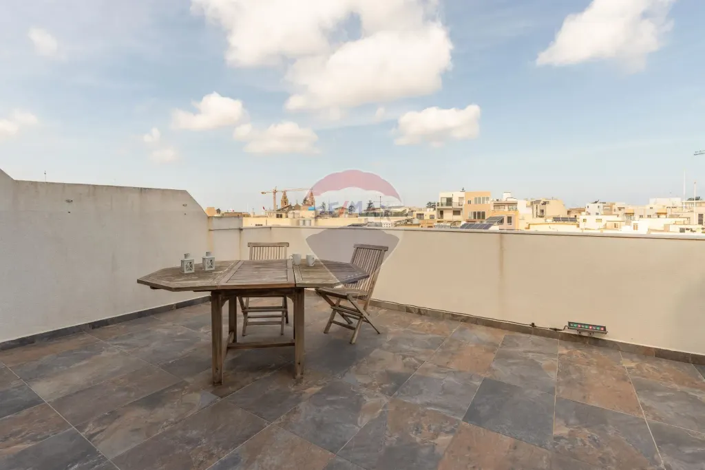 Penthouse in Naxxar — photo 15
