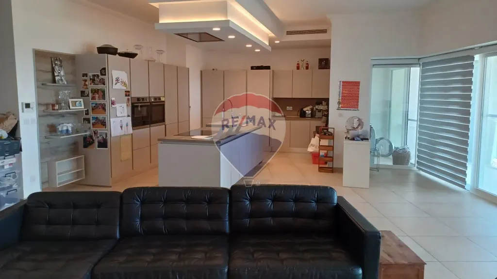 Apartment in Sliema — photo 2