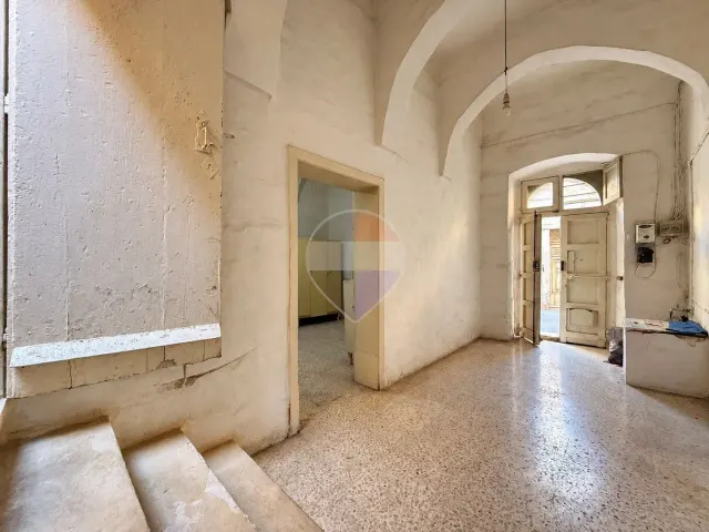 2-bedroom house of character in Zabbar — photo 2