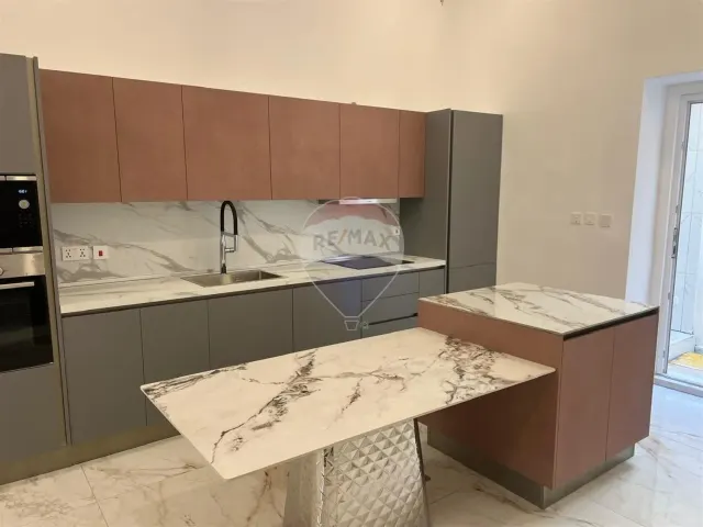 Townhouse in Sliema — photo 2