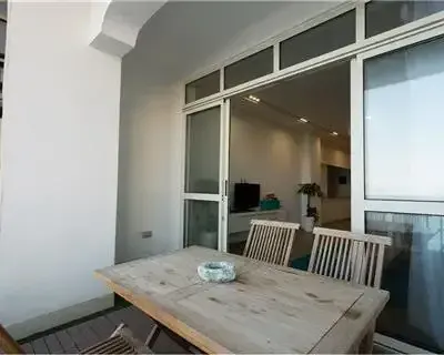 Sliema Seafront Apartment — photo 4